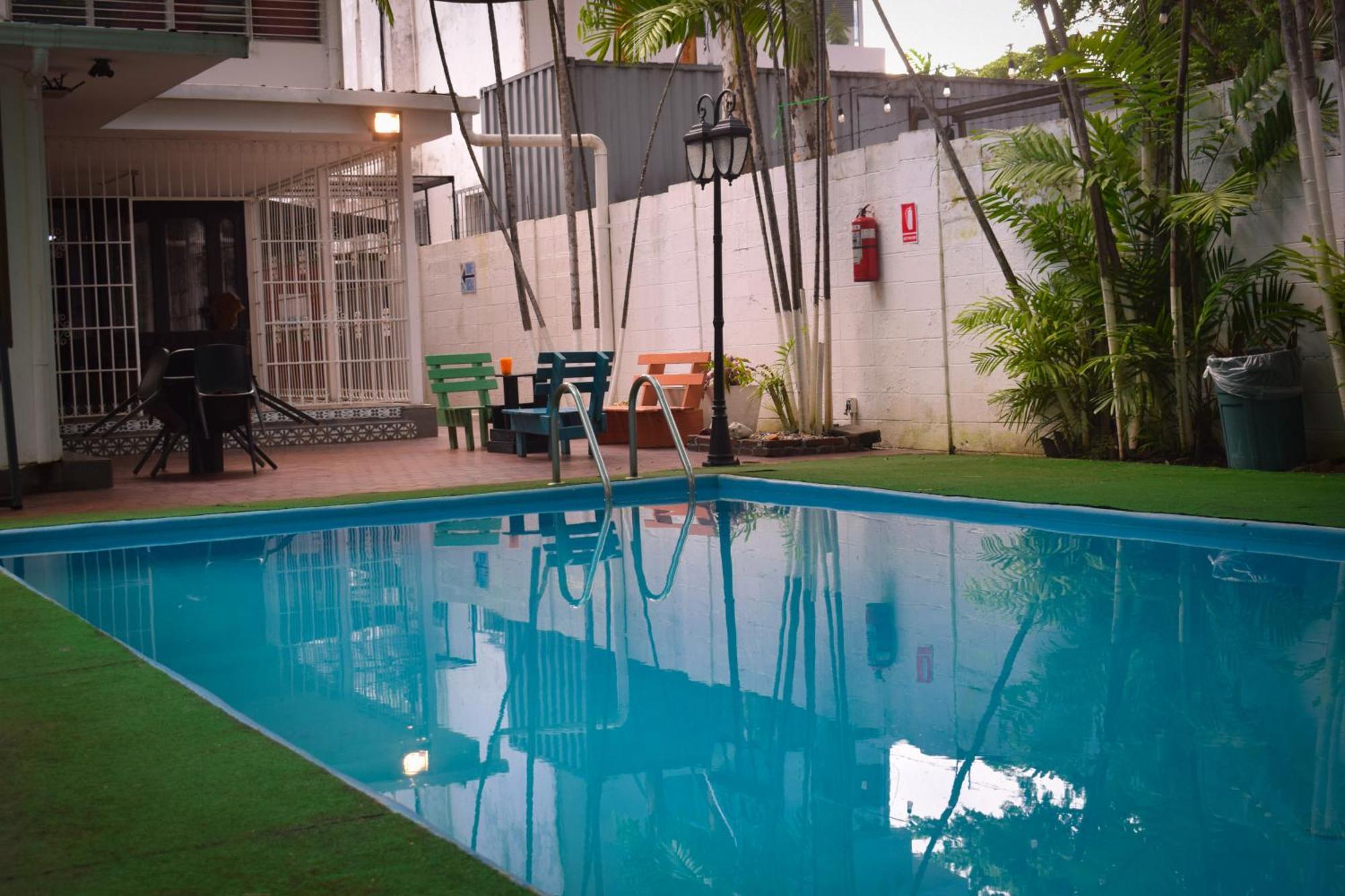 Hostal Loco Coco Loco Panama City Exterior photo